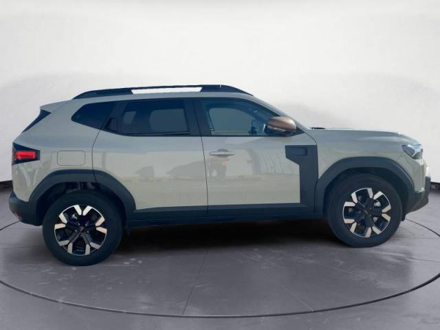 Dacia Duster image 1