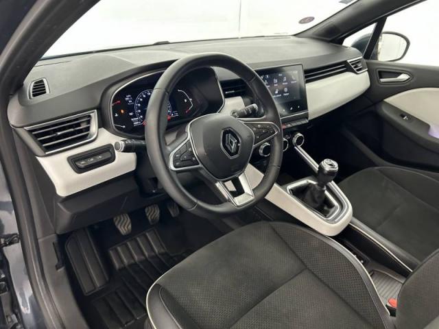 Renault Clio image 1