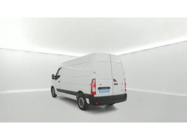 Renault Master image 2