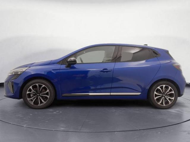 Renault Clio image 2