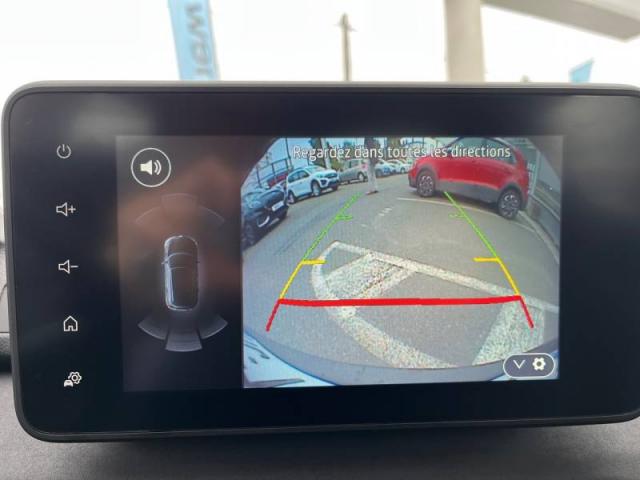 Dacia Sandero image 2