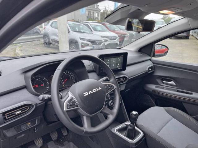 Dacia Sandero image 3