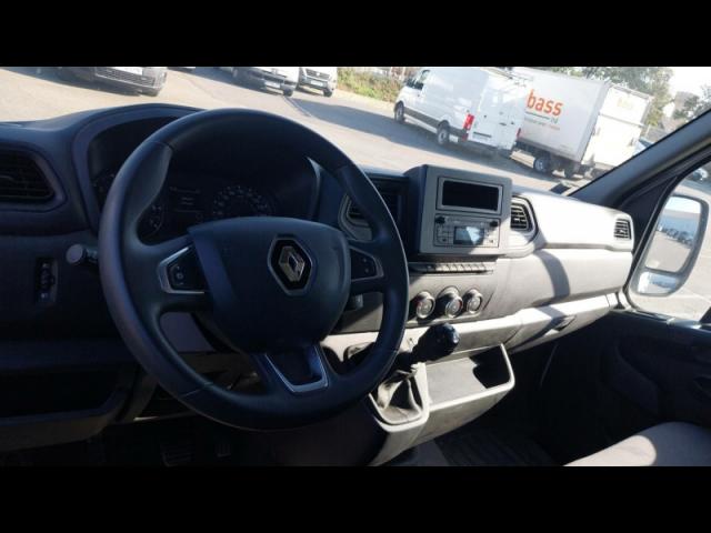 Renault Master image 7
