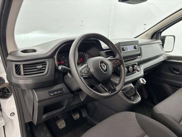 Renault Trafic image 3