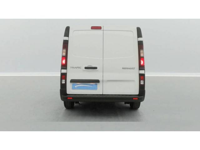Renault Trafic image 2