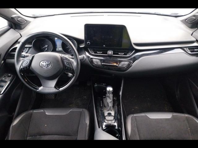Toyota C-Hr image 8