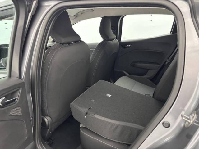 Renault Clio image 6