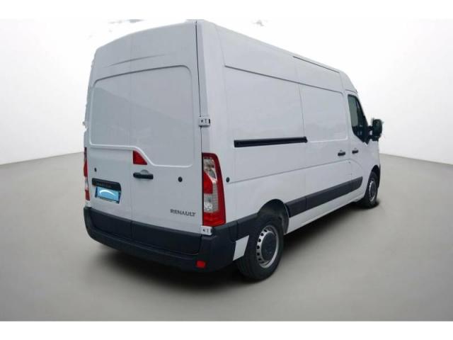 Renault Master image 1