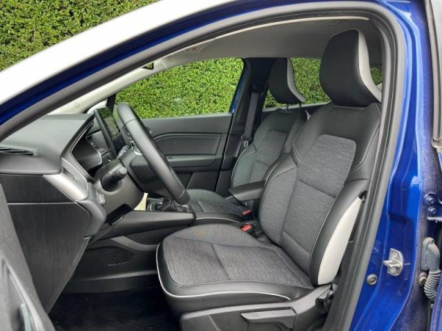 Renault Captur image 1