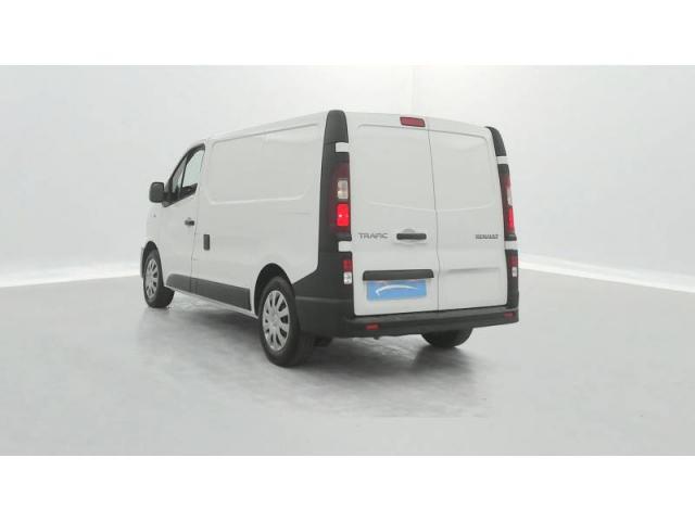 Renault Trafic image 2