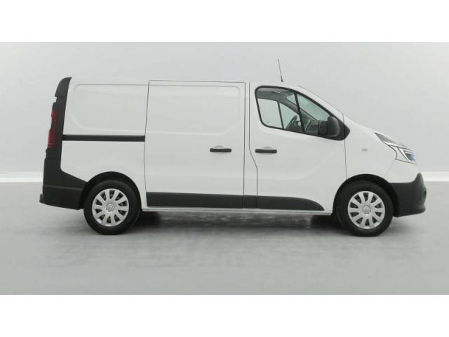 Renault Trafic image 4