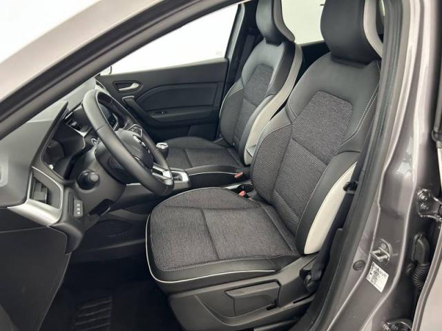 Renault Captur image 8