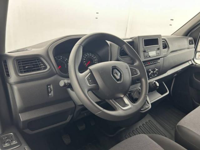 Renault Master image 3