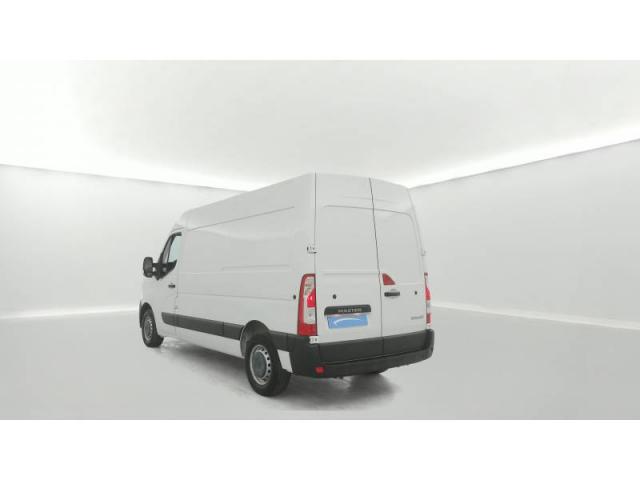 Renault Master image 2