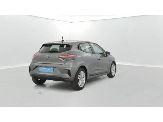 Renault Clio image 2