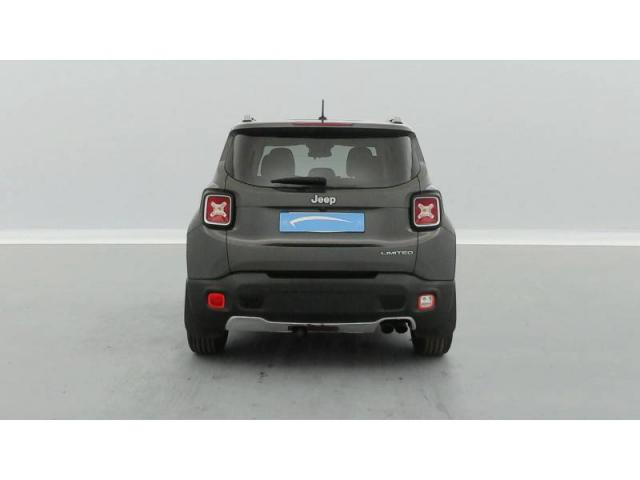 Jeep Renegade image 9