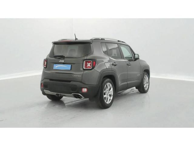 Jeep Renegade image 3