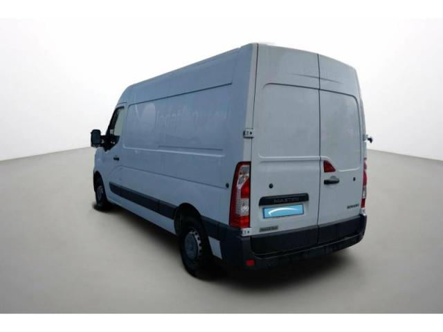 Renault Master image 2