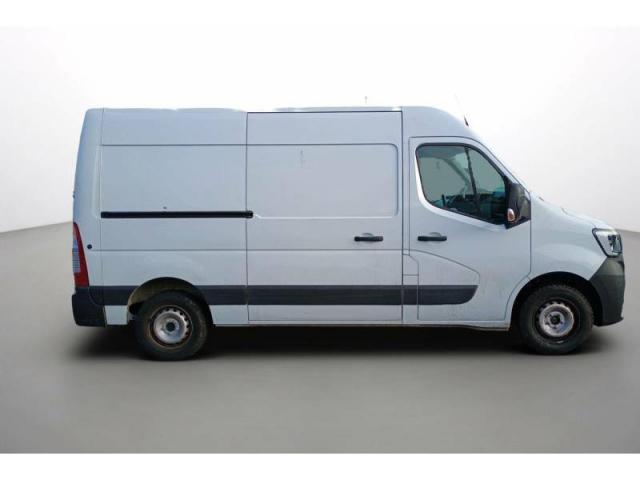 Renault Master image 2