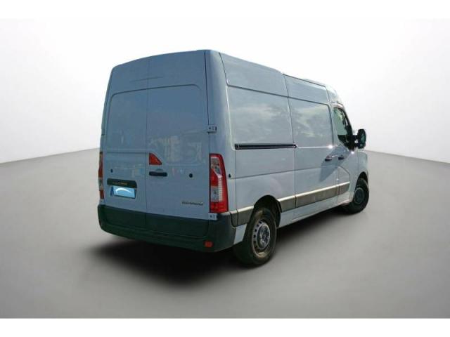 Renault Master image 2