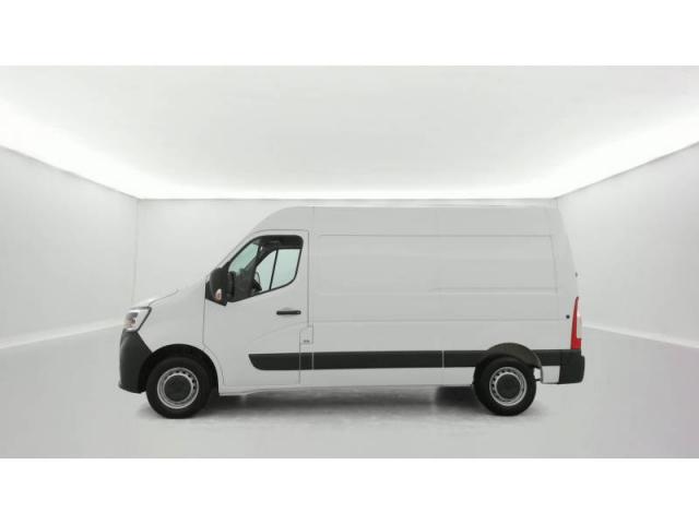 Renault Master image 2