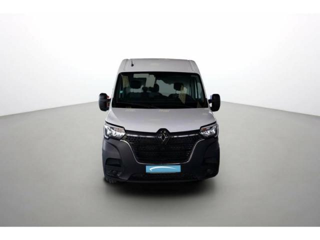 Renault Master image 2