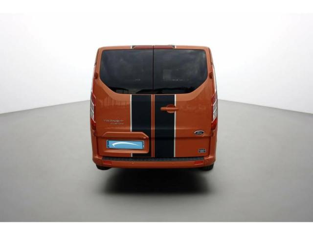 Ford Transit image 3