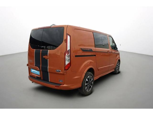 Ford Transit image 8