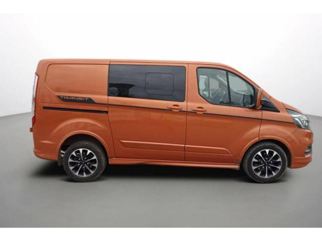 Ford Transit image 7