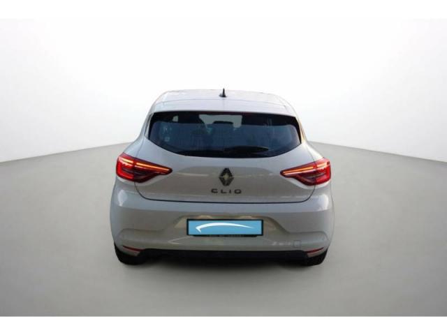 Renault Clio image 8