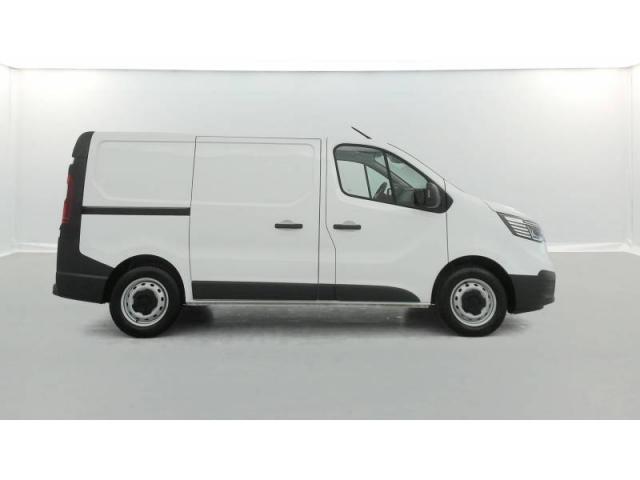 Renault Trafic image 9