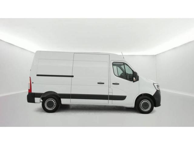 Renault Master image 1