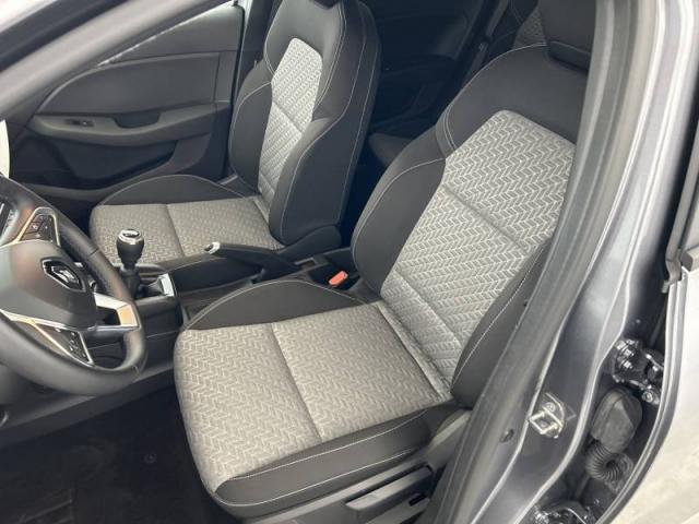 Renault Clio image 6