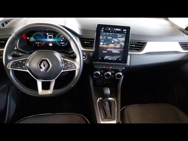 Renault Captur image 2