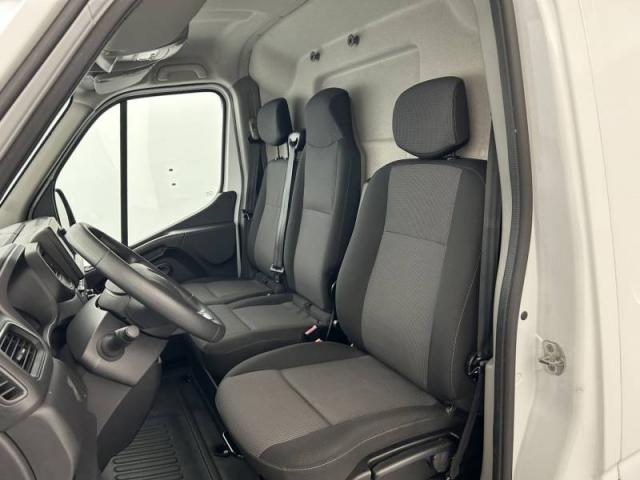 Renault Master image 4