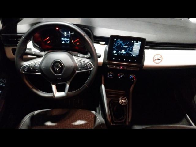 Renault Clio image 2