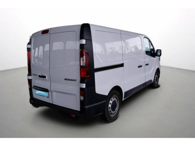 Renault Trafic image 9