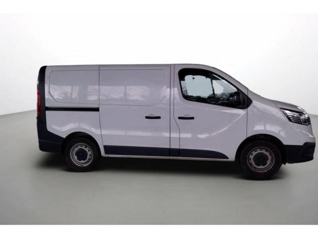 Renault Trafic image 9