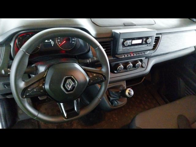 Renault Trafic image 6