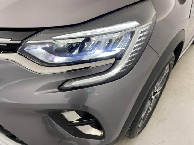 Renault Captur image 9