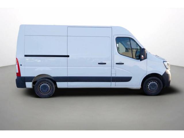 Renault Master image 9