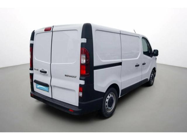 Renault Trafic image 2