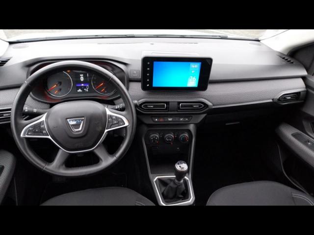 Dacia Sandero image 3