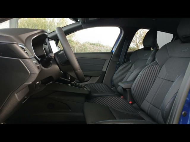 Renault Clio image 8