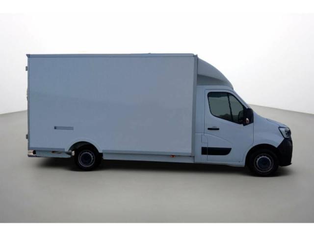 Renault Master image 1