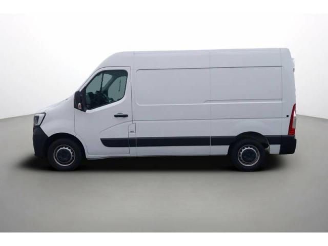 Renault Master image 2