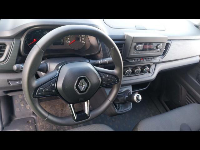 Renault Trafic image 3
