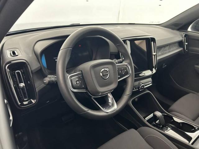 Volvo Xc40 image 1