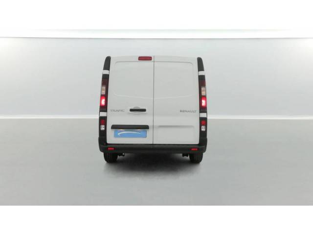 Renault Trafic image 8
