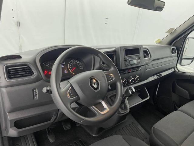Renault Master image 9